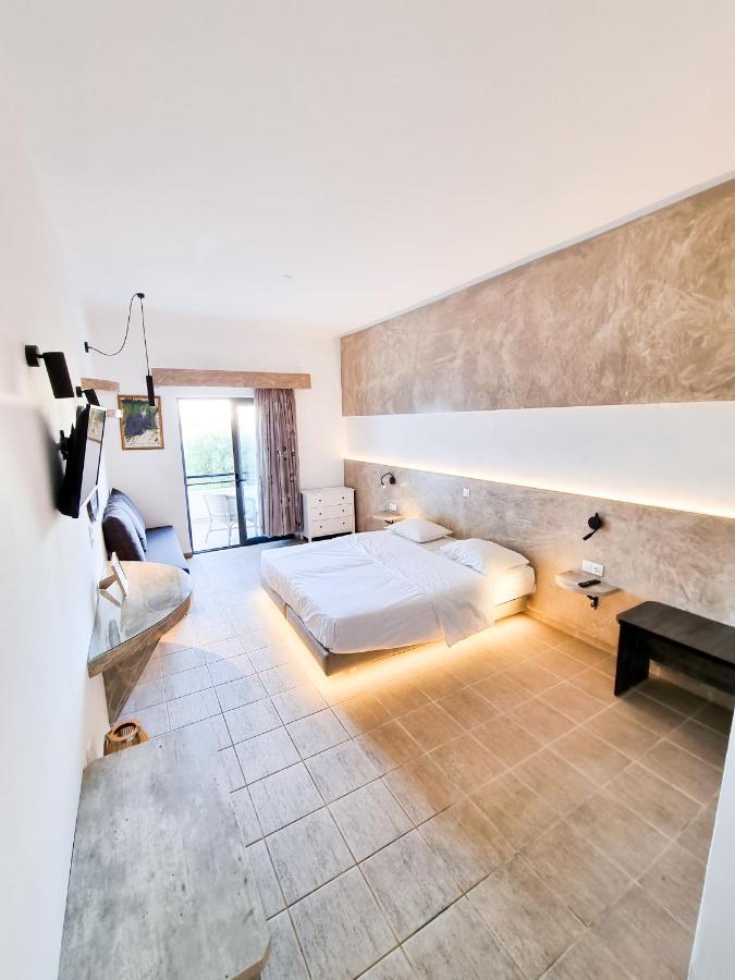 Penelope Hotel Іялісос Екстер'єр фото